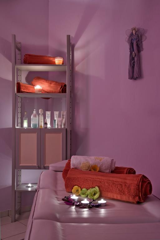 Alpen House Hotel & Suites Arachova Esterno foto