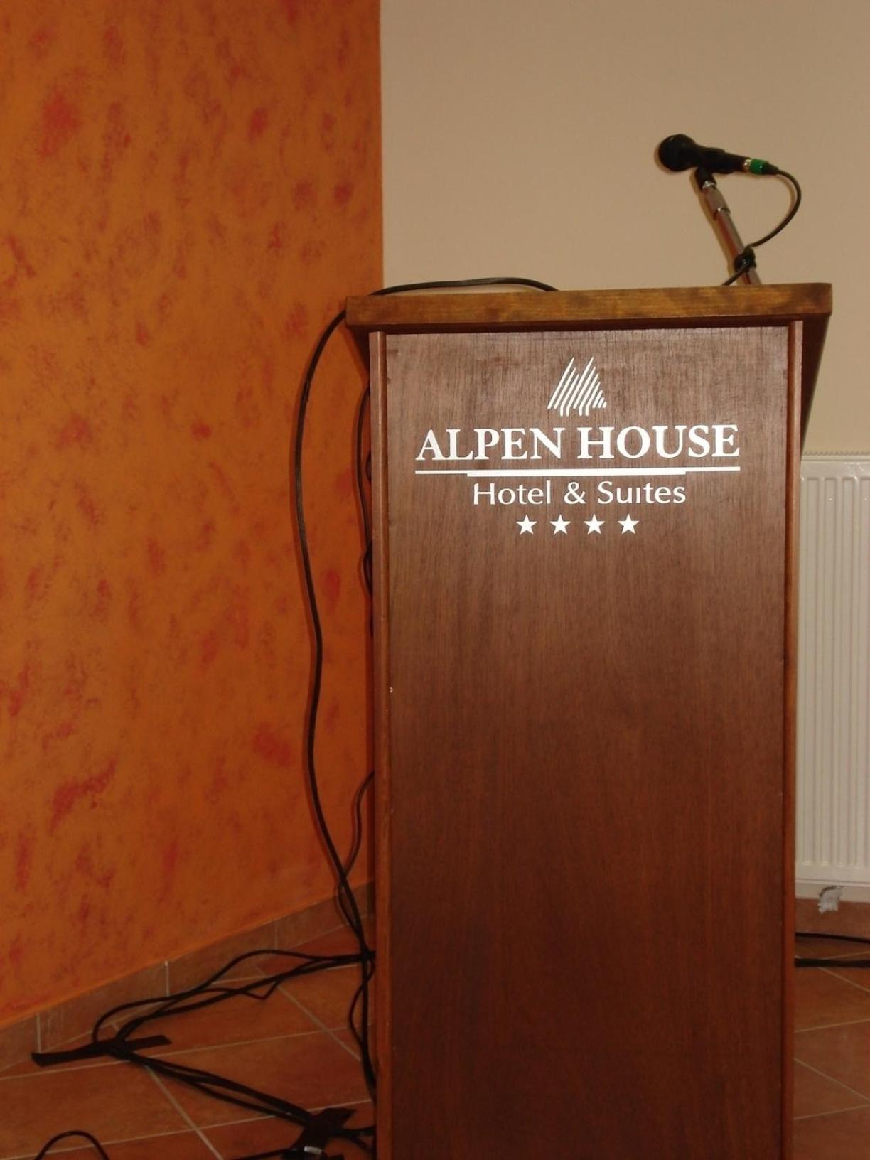 Alpen House Hotel & Suites Arachova Esterno foto