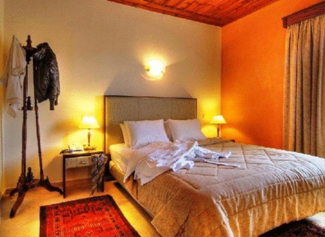 Alpen House Hotel & Suites Arachova Esterno foto
